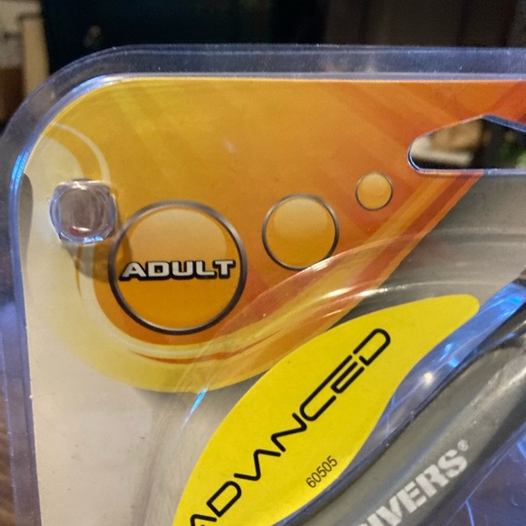 U.S. Divers advanced adult diving mask - Picture 2 of 9